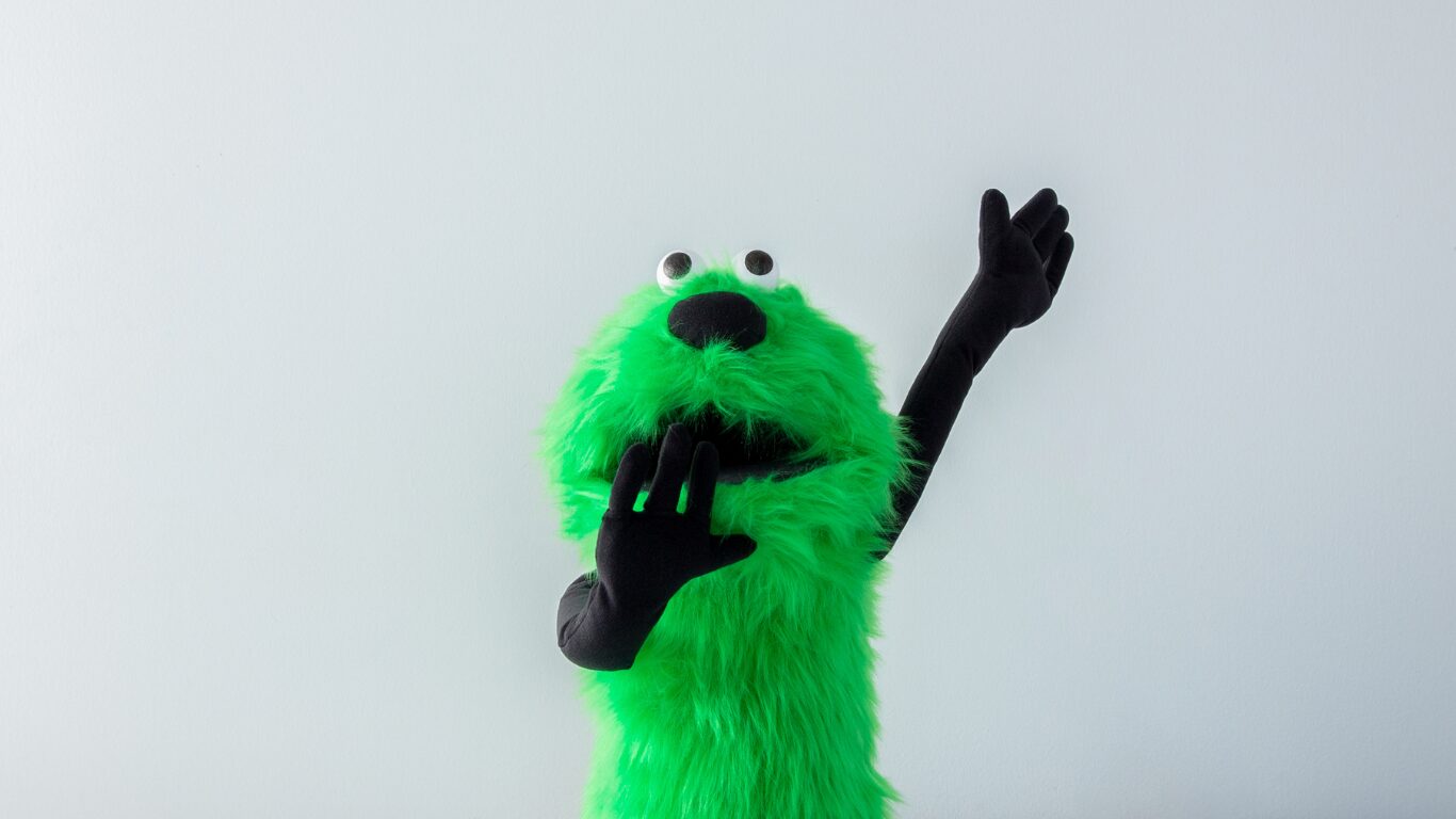 リプラスの企業キャラクター「リッピー」